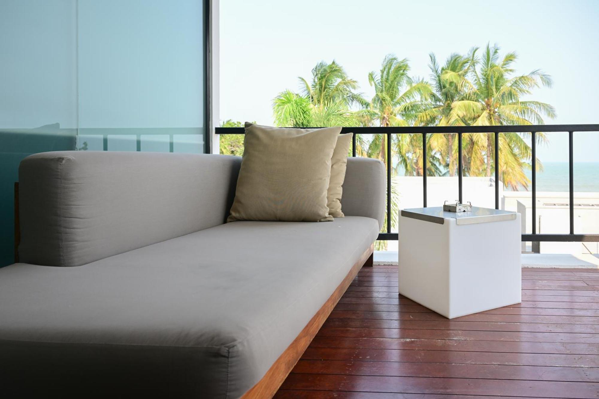 Dune Hua Hin Hotel Екстер'єр фото