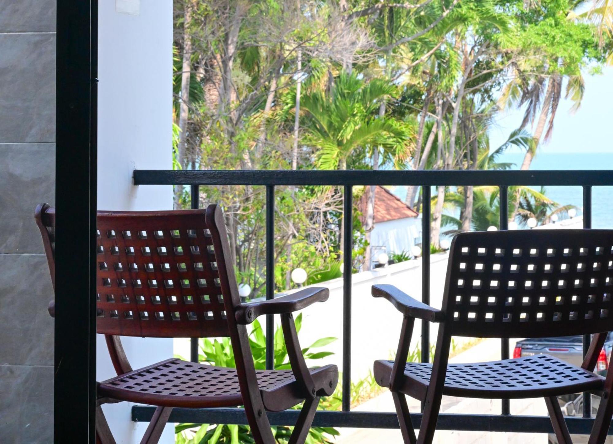 Dune Hua Hin Hotel Екстер'єр фото